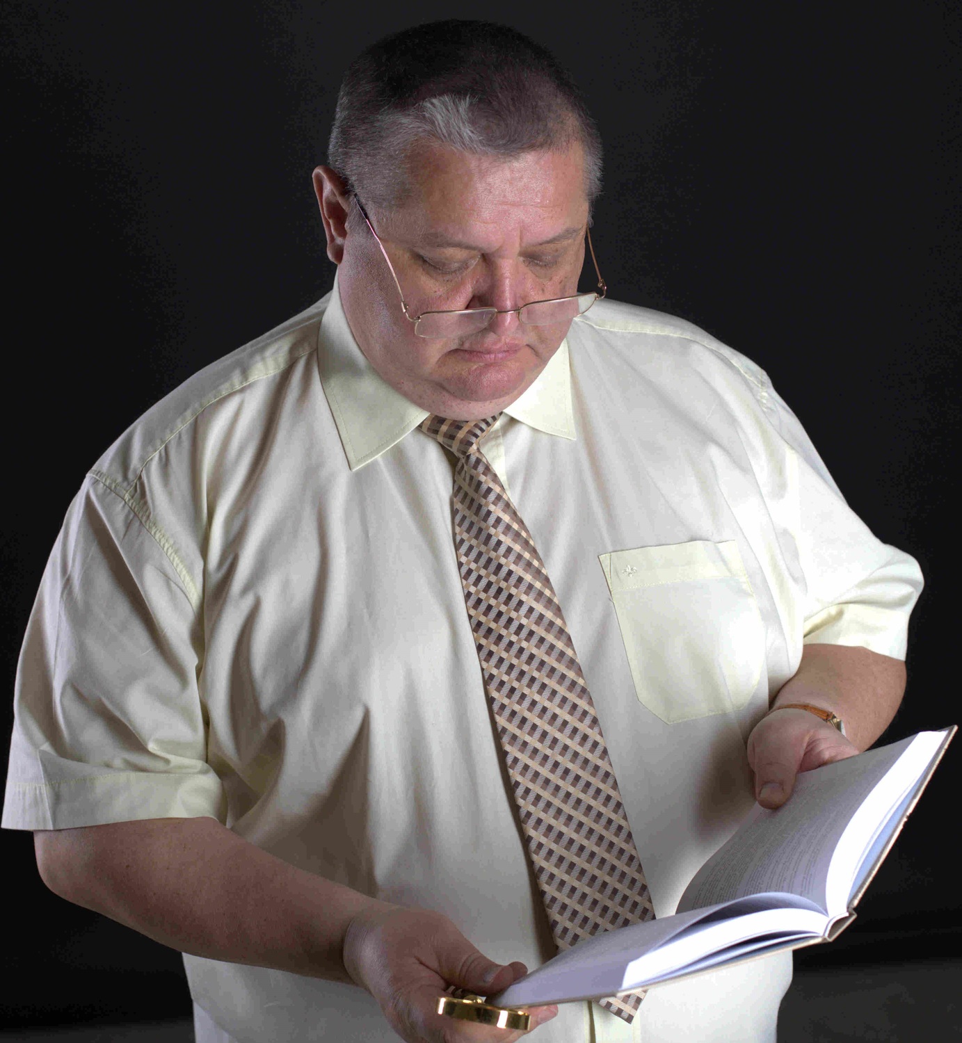 Макаров Александр Васильевич, родился в 1961 году в Ленинграде, полковник запаса ФСБ России, почетный сотрудник контрразведки, в 2016-2020 годы доцент Национального исследовательского Университета «Высшая школа экономики» Москва Макаров Александр Васильевич, родился в 1961 году в Ленинграде, полковник запаса ФСБ России, почетный сотрудник контрразведки, в 2016-2020 годы доцент Национального исследовательского Университета «Высшая школа экономики» Москва